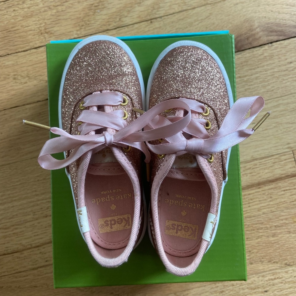 Girls size 6t dusty rose Keds.